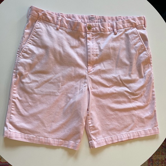 Izod Saltwater Stretch Shorts